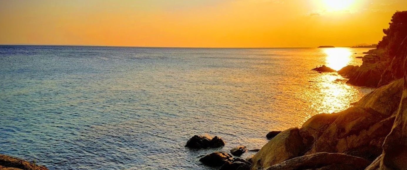 sunset kaviou beach