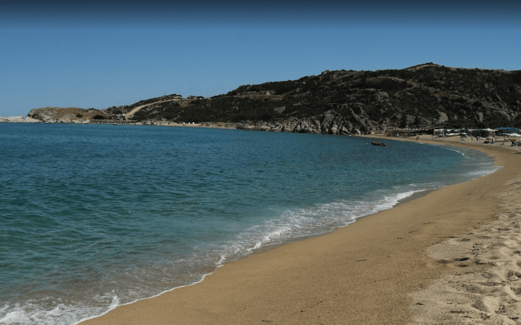 Kriaritsi Beach
