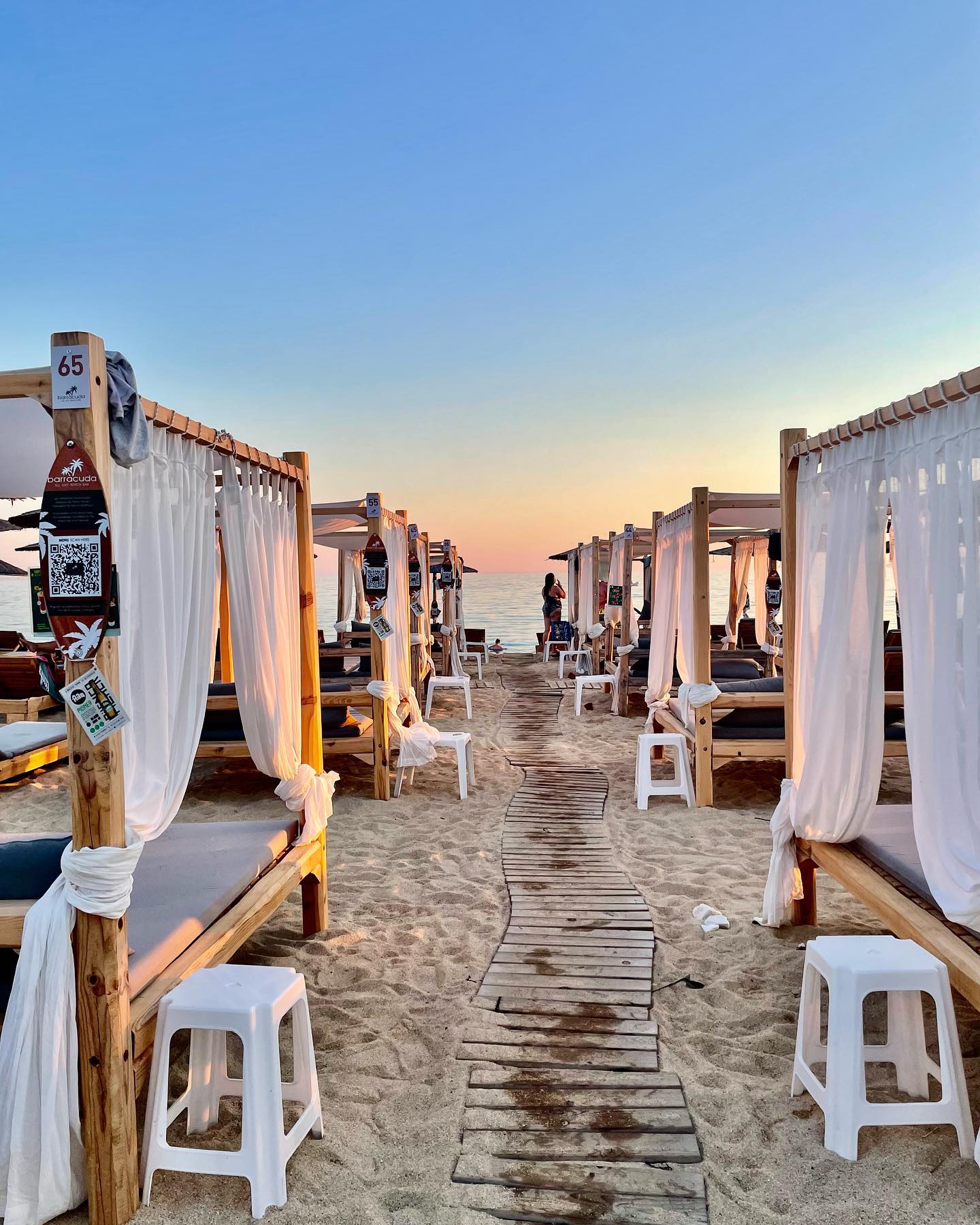 ©https://www.facebook.com/profile.php?id=100063738635428