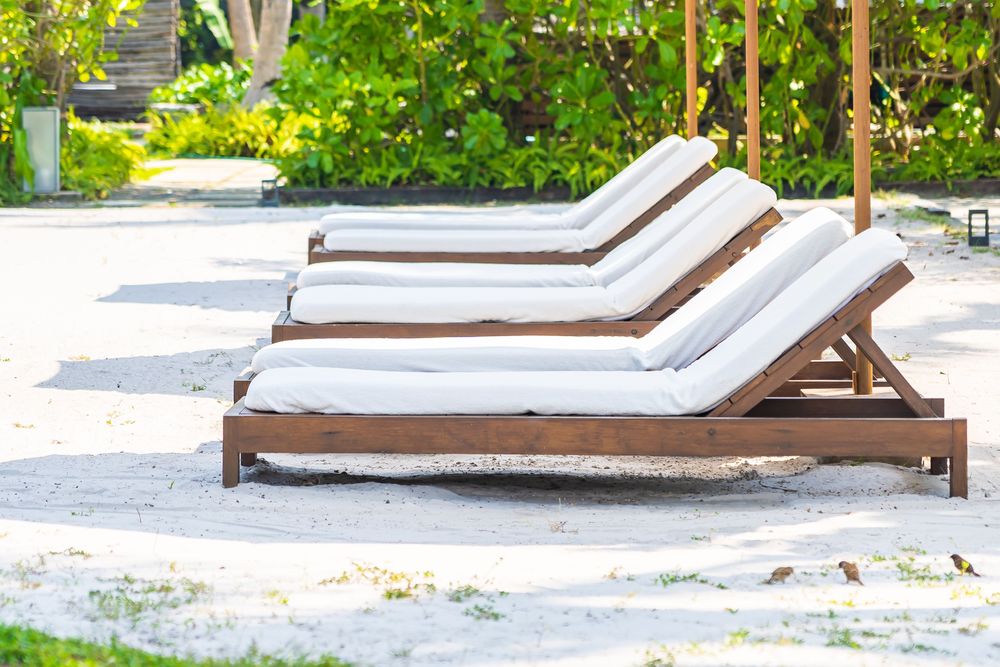 Book sun lounger