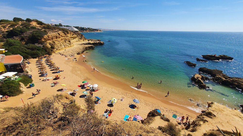 Praia dos Aveiros
