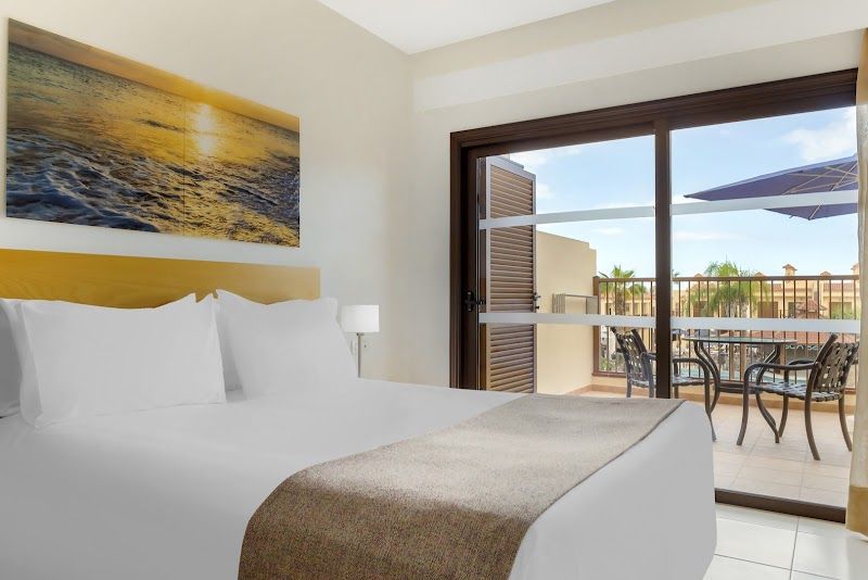 ©Royal Sunset Beach Club