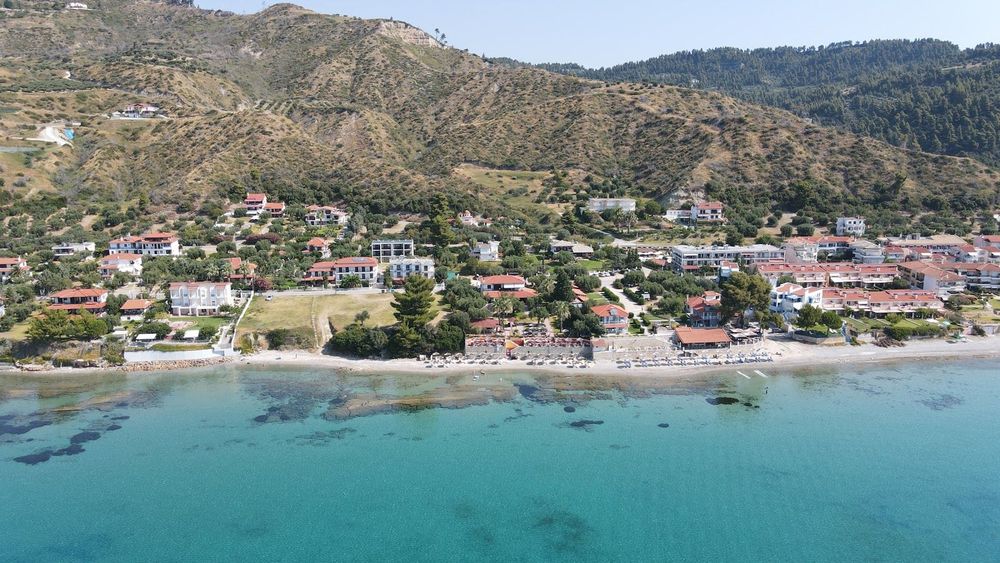 Mola Kaliva Beach