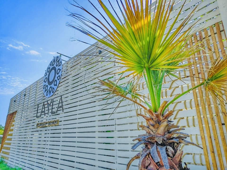 Layla Beach Bar