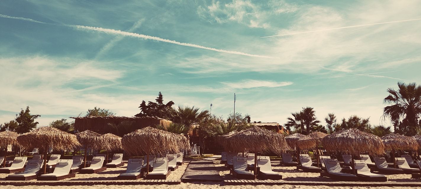 Leomar Seaside Bar and Restaurant