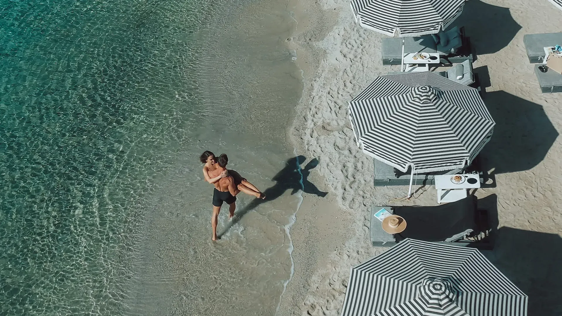 © mykonosammoshotel.com