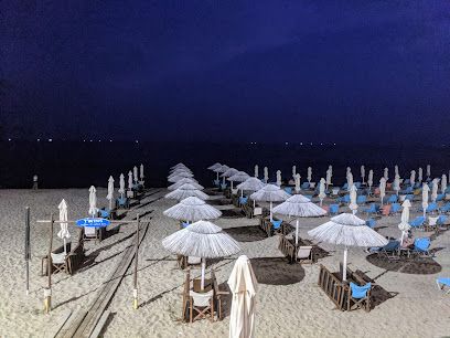 nea kallikratea beach night